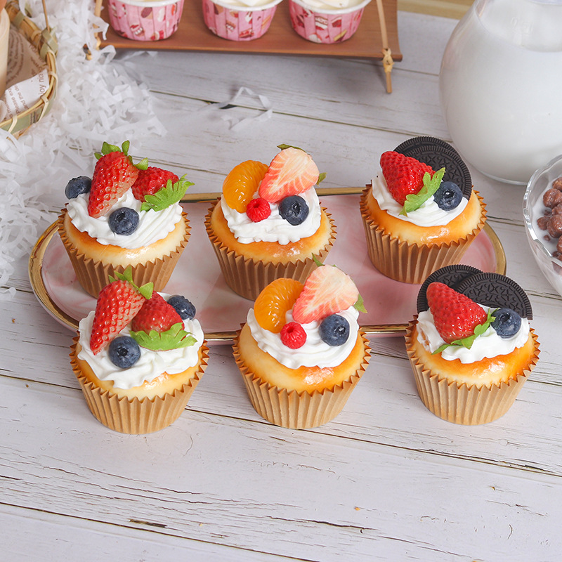 وهمية كب كيك الفاكهة كعكة الفر - مراجعة Wedding Cake Supply وسعره